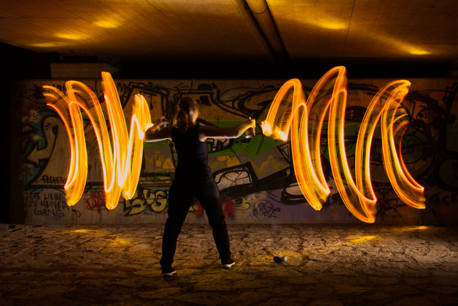 Lightpainting tips: Reflections on stone under bridges - picture title “Lightpainting Sprayer